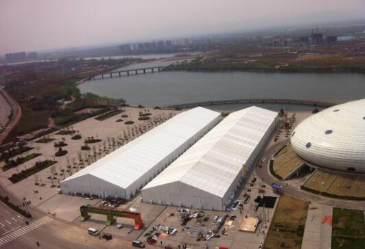 篷房搭建需要考慮哪些場(chǎng)地因素？